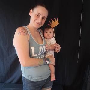 Meet your Posher, Ely